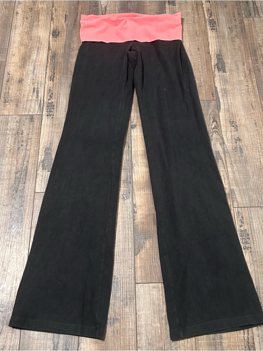 Victoria's Secret Pink Yoga Flare Pants Size XS Y2K Baddie Logo‎